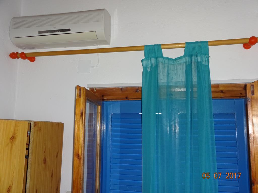 Scirocco Rooms Loutro Exterior photo
